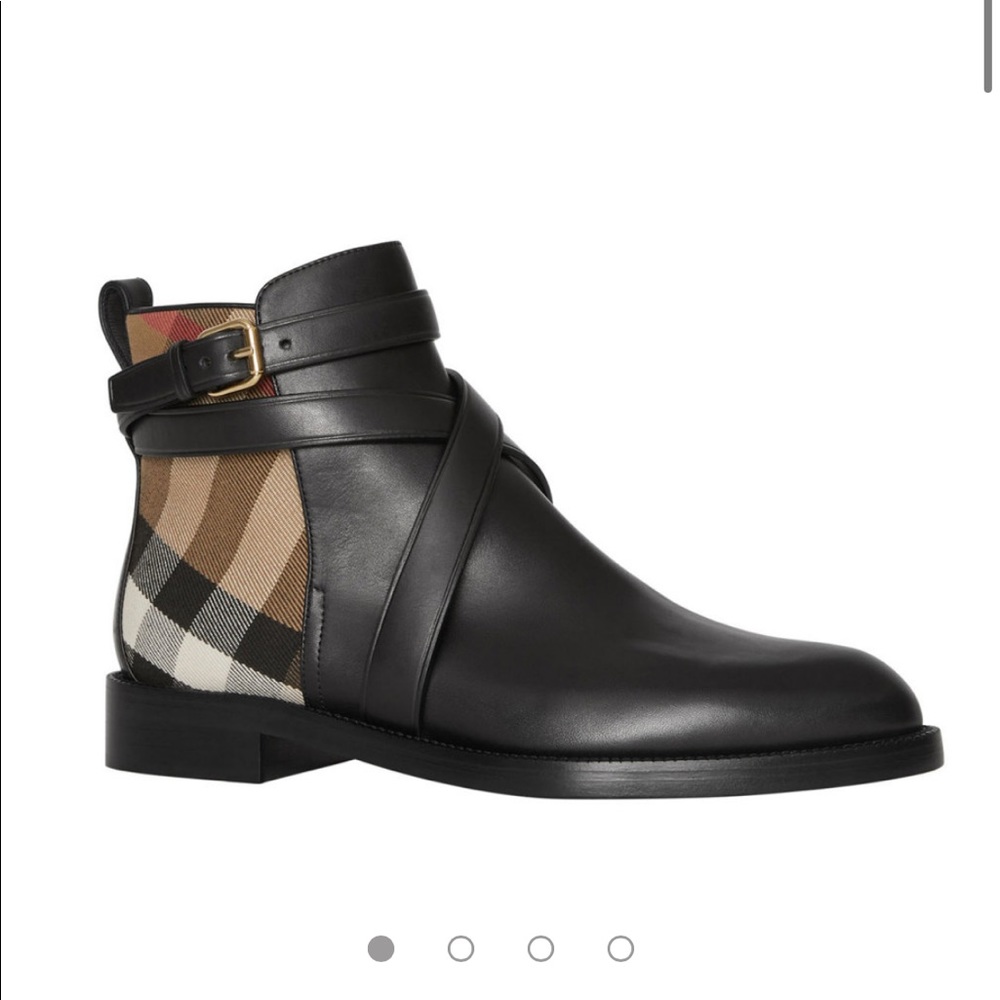 Burberry boots size6 / EU36